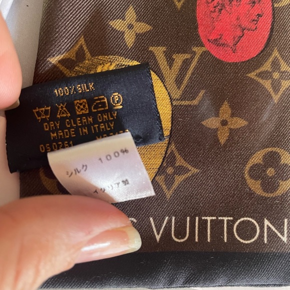 RARE Louis Vuitton Twilly Bandeau Fornasetti Greco Roman Design - Picture 5 of 9